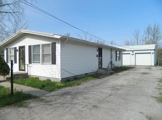 208 N 8th St, Rensselaer, IN 47978