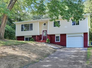 40 Park Dr, Warwick, NY 10990