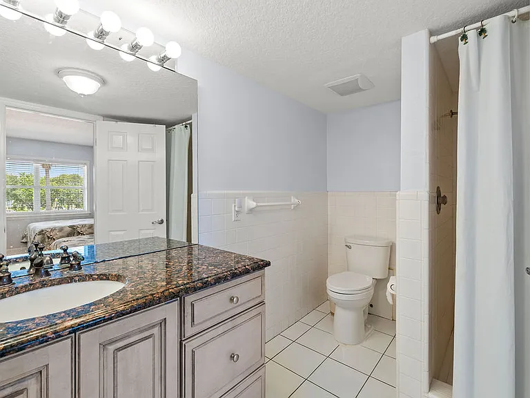 23 Royal Palm Point #A — Photo 19