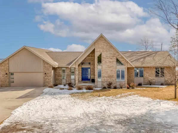 270 M 35, Bark River, MI 49807