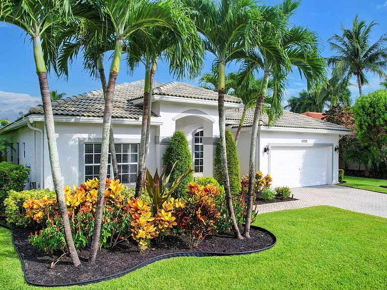 11723 Waterbend Ct — Photo 1