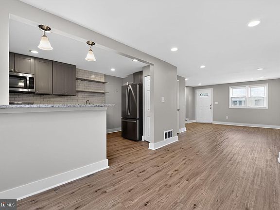 5th image of 4803 Aberdeen Ave