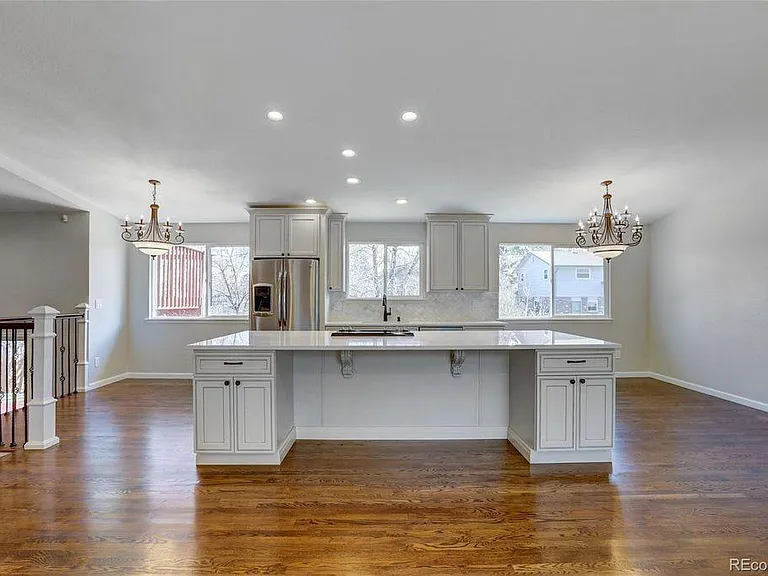 5776 S Jamaica Way — Photo 1