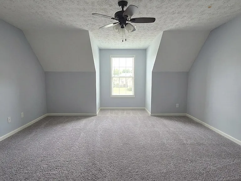 3270 Stratton Ln — Photo 12