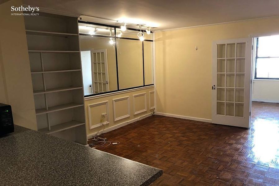 1st image of 222 W 14th St APT 4H