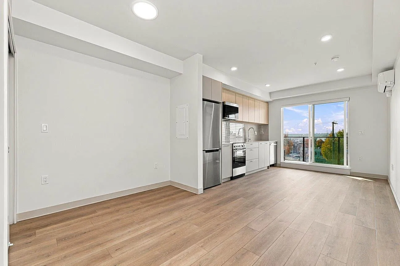 1 bed, 416 sqft, $2,130 — Photo 2