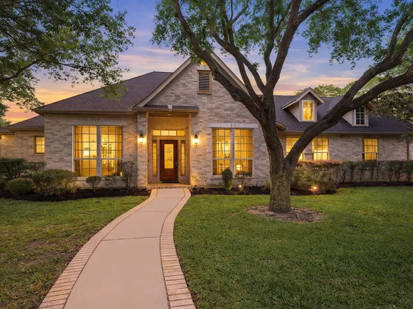 59 Champion Villa Dr, Houston, TX 77069