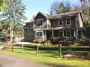 9350 Moss Ln NE, Bainbridge Island, WA 98110