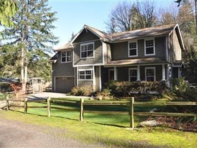 9350 Moss Ln NE, Bainbridge Island, WA, 98110