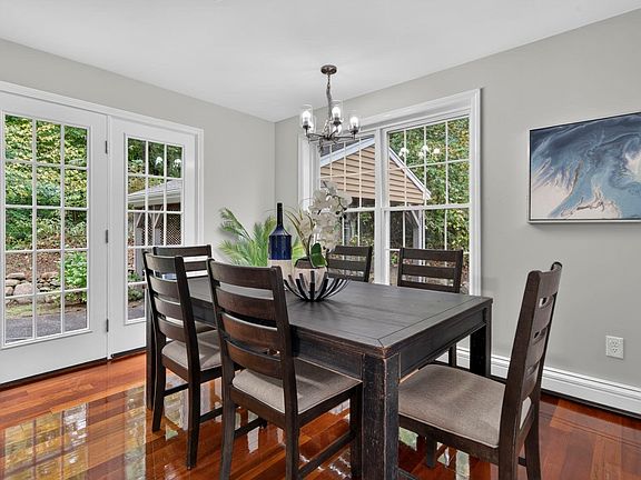 5th image of 112A Purchase St