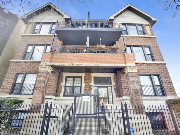 3520 S King Dr APT 2N, Chicago, IL 60653
