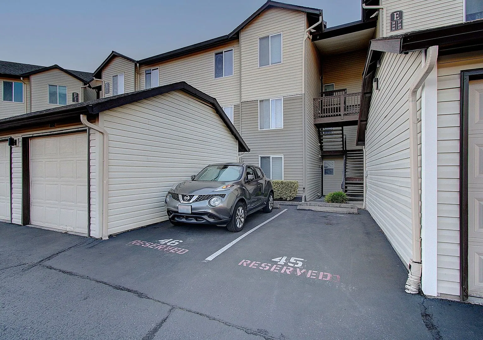 Ground Floor 2 bd, 2 ba Condo - Avail Now! — Photo 2