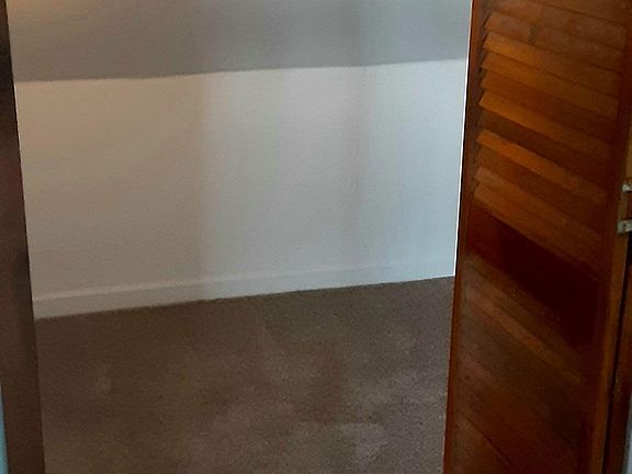 4th image of 84 Edmund St #2