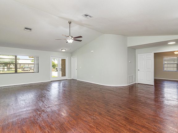5th image of 841 Raintree Ave