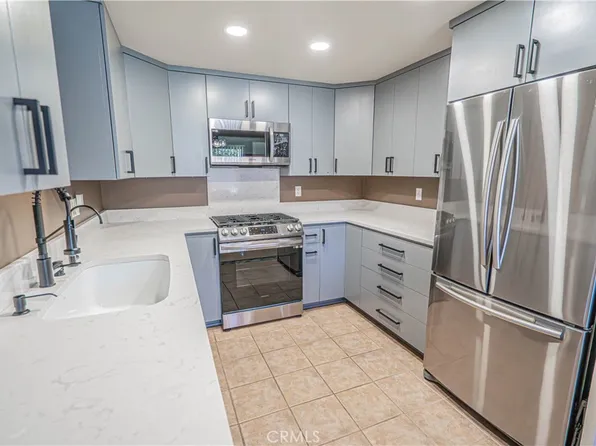 1770 E Avenida De Las Flores, Thousand Oaks, CA 91362