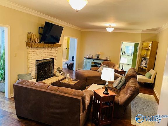 4th image of 3400 Vestavia Cir SW
