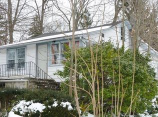 39 Woodland Dr, Carmel, NY 10512