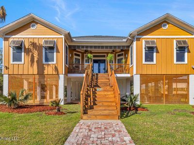 831 Camellia Dr, Bay Saint Louis, MS, 39520