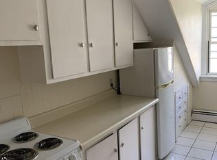 112 Keene St APT 5, Providence, RI 02906