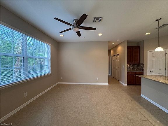 5th image of 23520 Alamanda Dr Unit 203