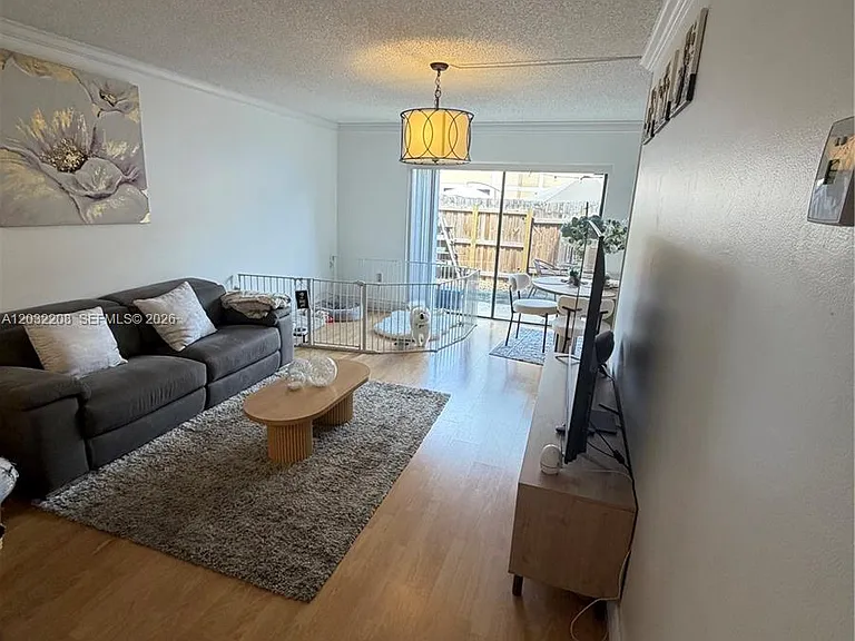 9495 Palm Cir N #9495 — Photo 3