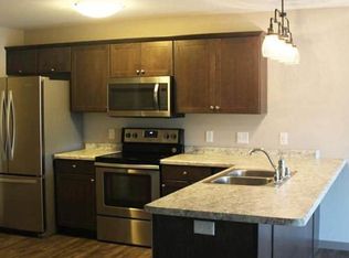 270 W 3rd St APT 302, Winona, MN 55987