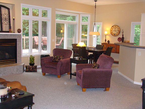 Living/Dining Room, Sliders