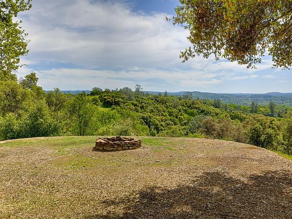 5th image of 1140 Cold Springs Rd