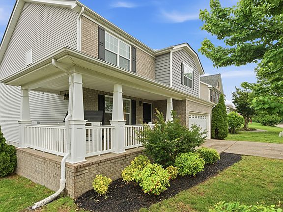 3rd image of 1303 Creekside Dr