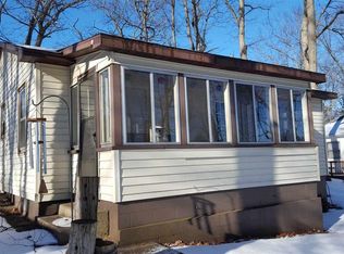 2787 Island Lake Dr, National City, MI 48748