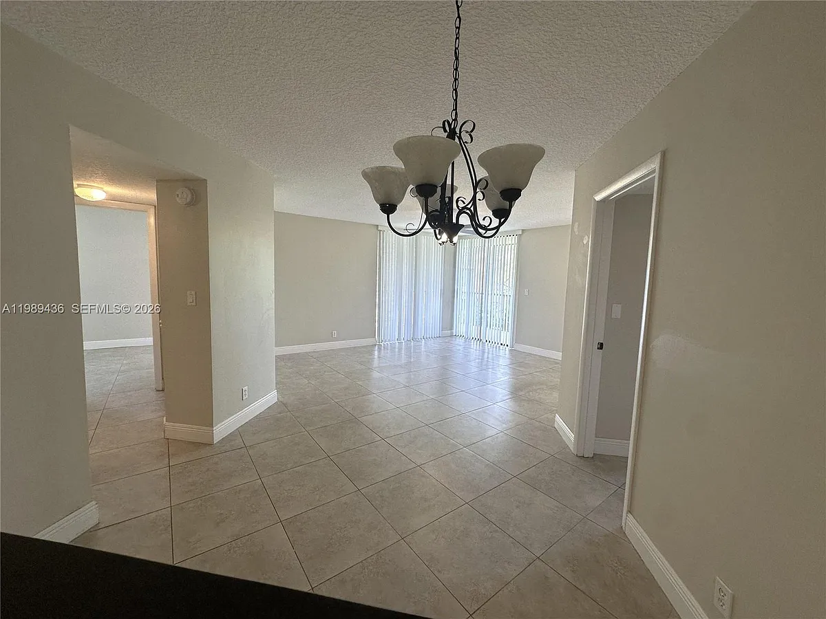 Building Photo - 10401 W Broward Blvd #301