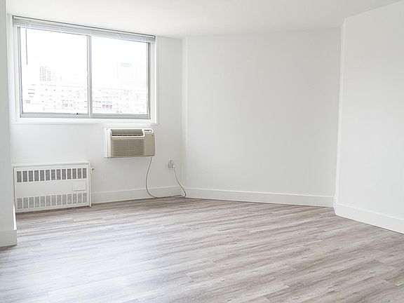 4th image of 470 2nd Ave APT 18D