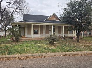 252 Pecan St, San Angelo, TX 76903