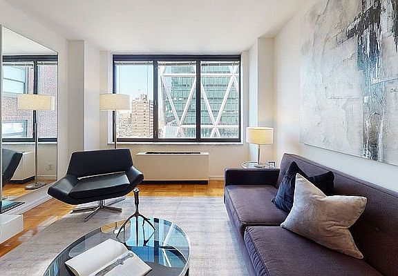 4th image of 235 W 56th St #B27