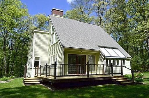 3rd image of 115 Parmenter Rd