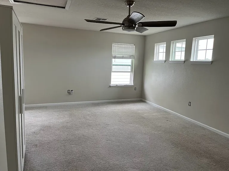 385 Summer Squall Rd — Photo 6