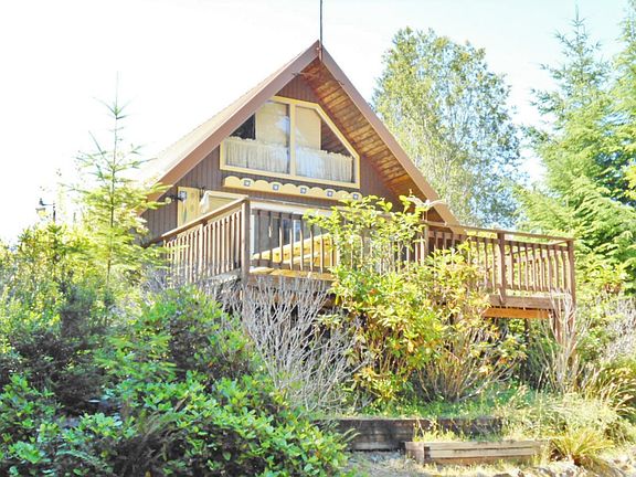2nd image of 21 Lilac Ln