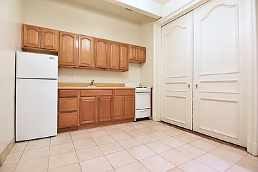 Rented by Balass Ralph, LREB