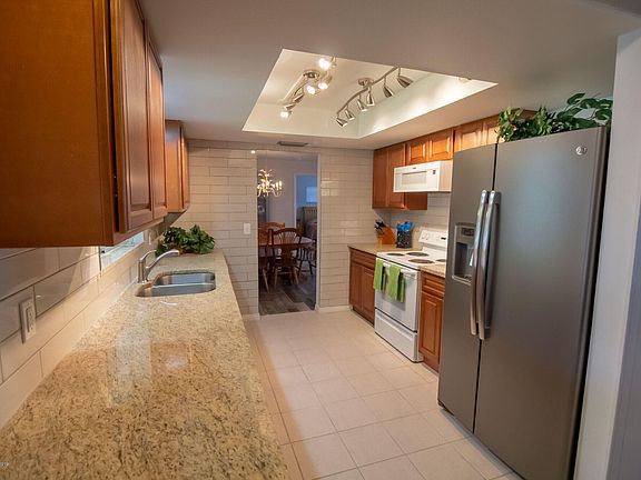 2nd image of 673 Port Malabar Blvd NE