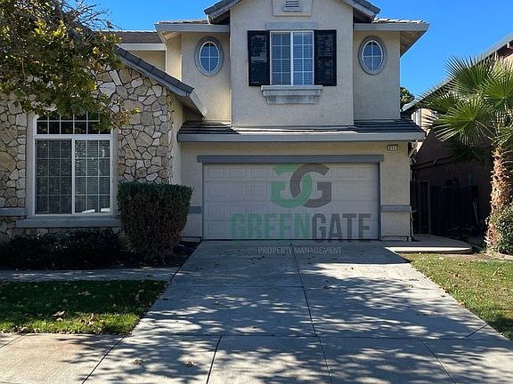 2nd image of 2113 Photinia Dr