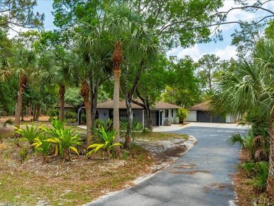 6940 Bottlebrush LN, Naples, FL, 34109