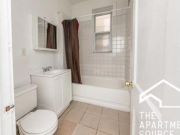 5th image of 948 N Damen Ave #2wjgem67p