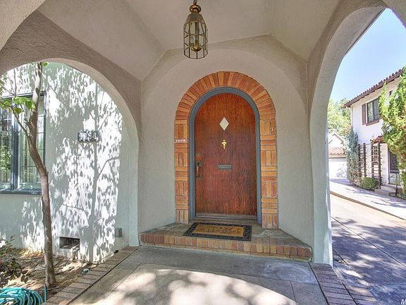 3rd image of 1064 44th St