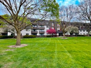 13000 W Heiden Cir UNIT 3106, Lake Bluff, IL 60044