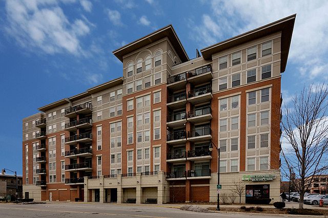 1st image of 656 Pearson St #509