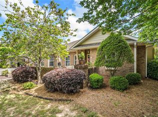 151 Villa Park Cir, Stone Mountain, GA 30087