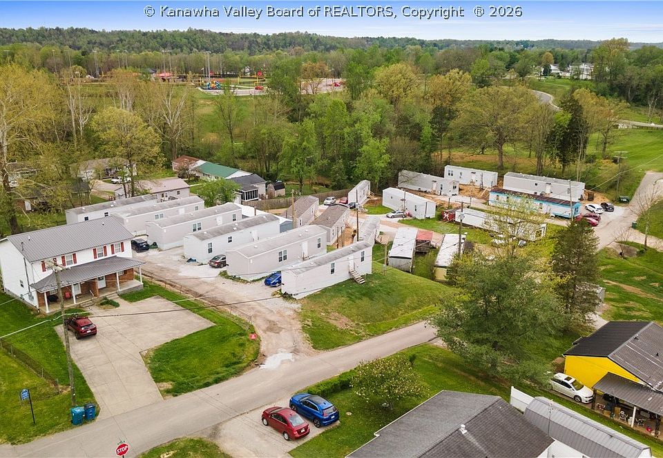 1st image of 2659 2nd St