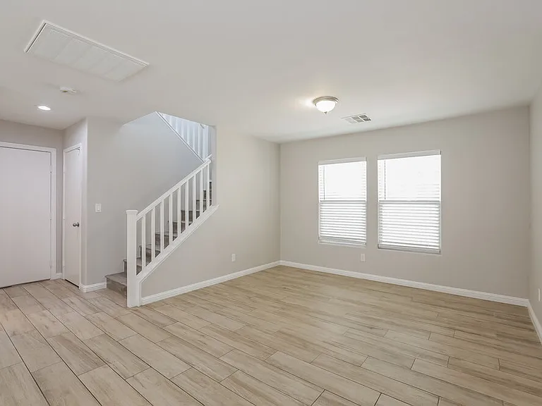 6218 Lone Cypress Ct — Photo 9