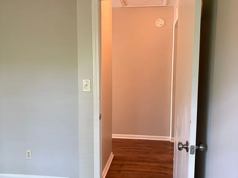 933 Garrett Dr — Photo 20