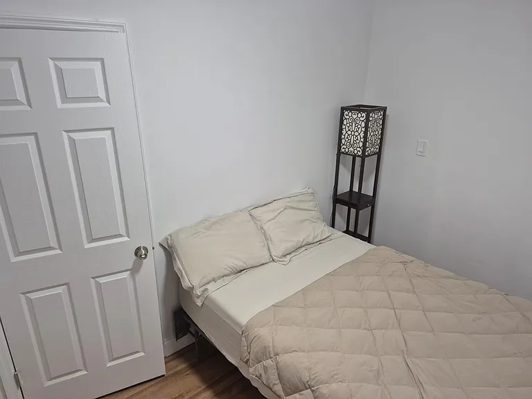 Bedroom, night
